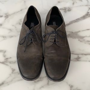 Men’s sage green suede shoes